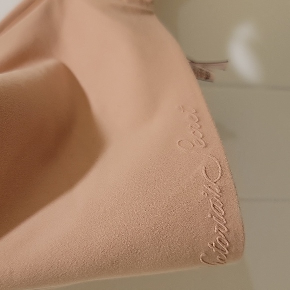 Victoria's Secret Body Collection Lightly Lined Demi Beige Bra Size 34DDD - Picture 5 of 6